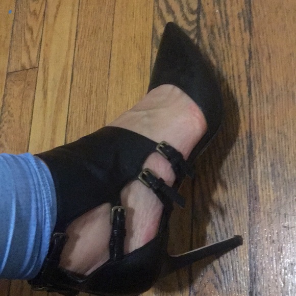 Black Nine West leather heels - Picture 7 of 7
